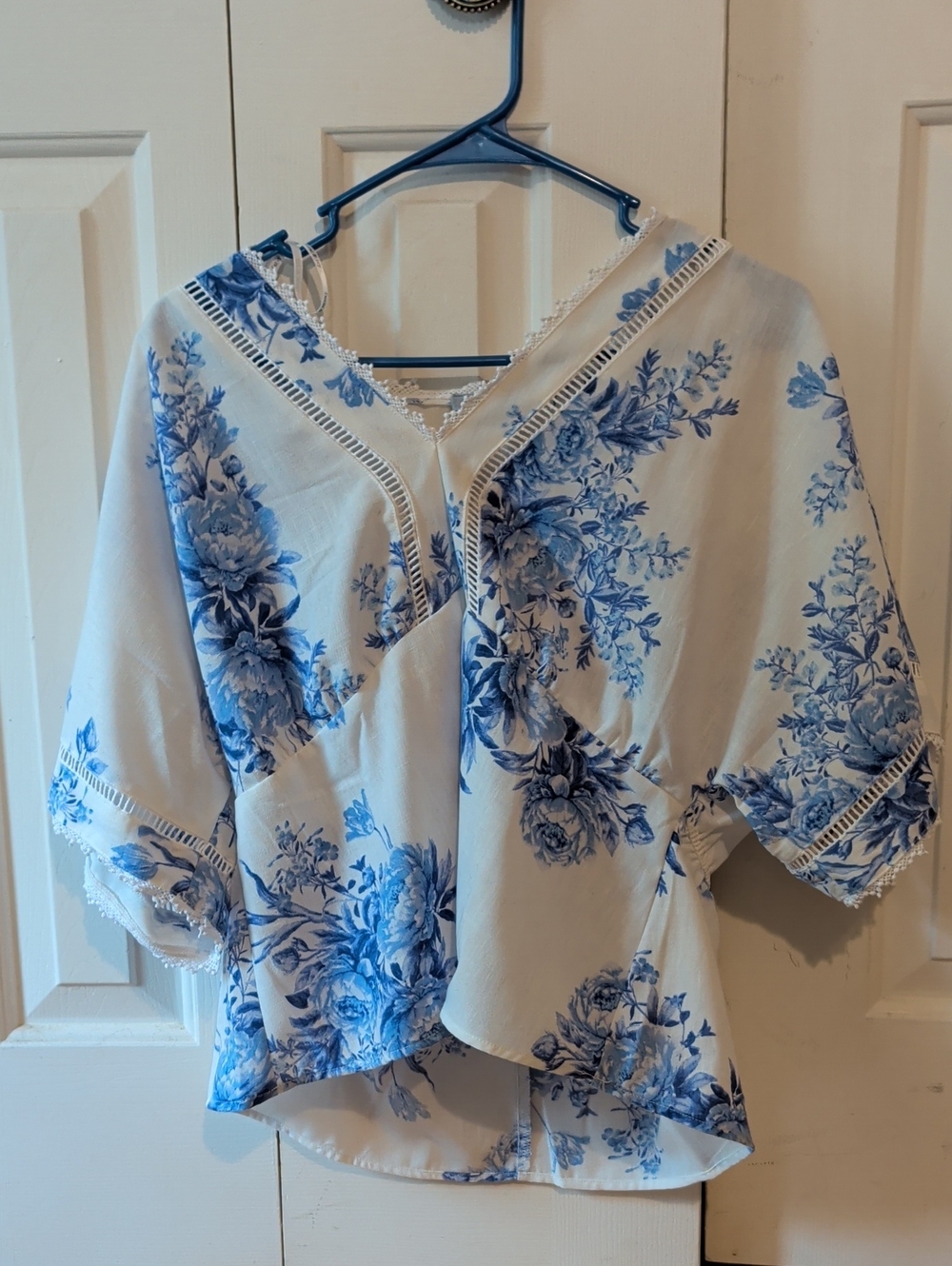 Floral & Ivy Women's Blue Floral V-Neck Top - Lightweight Summer Blouse